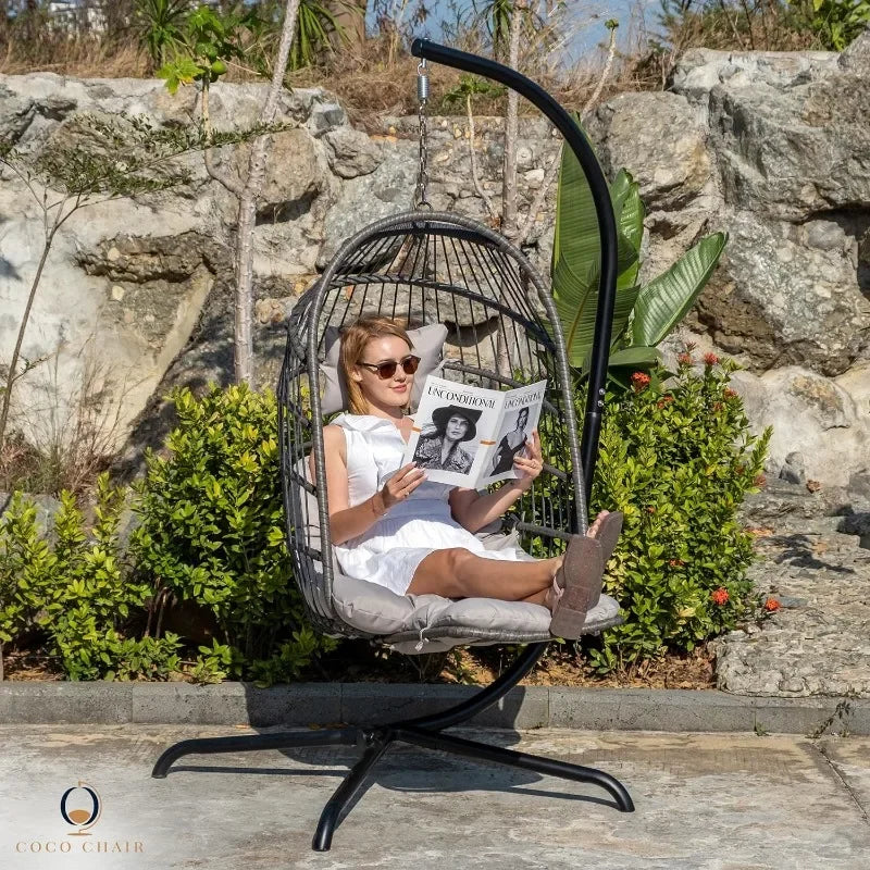 Swinging Egg Chair With Pillow